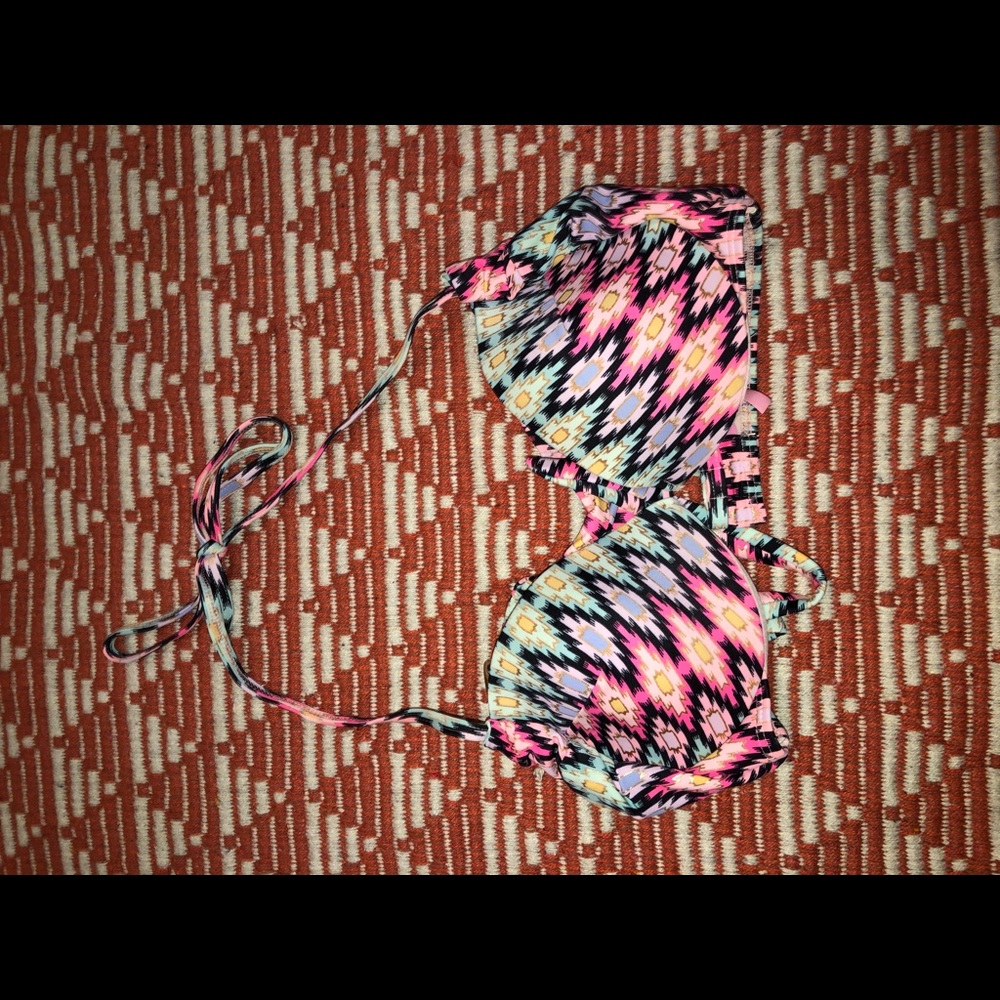 Victoria’s Secret bathing suit top